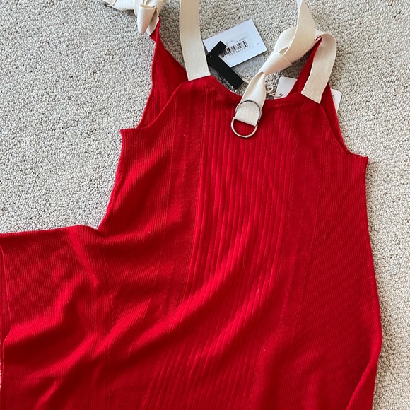 Top - Picture 2 of 5